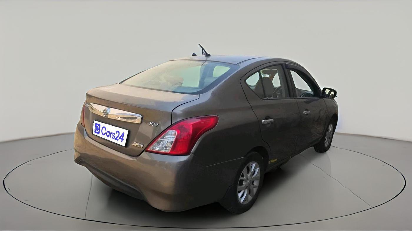 2015 Nissan Sunny XV DIESEL, Diesel, Manual, 1,59,744 km, exterior