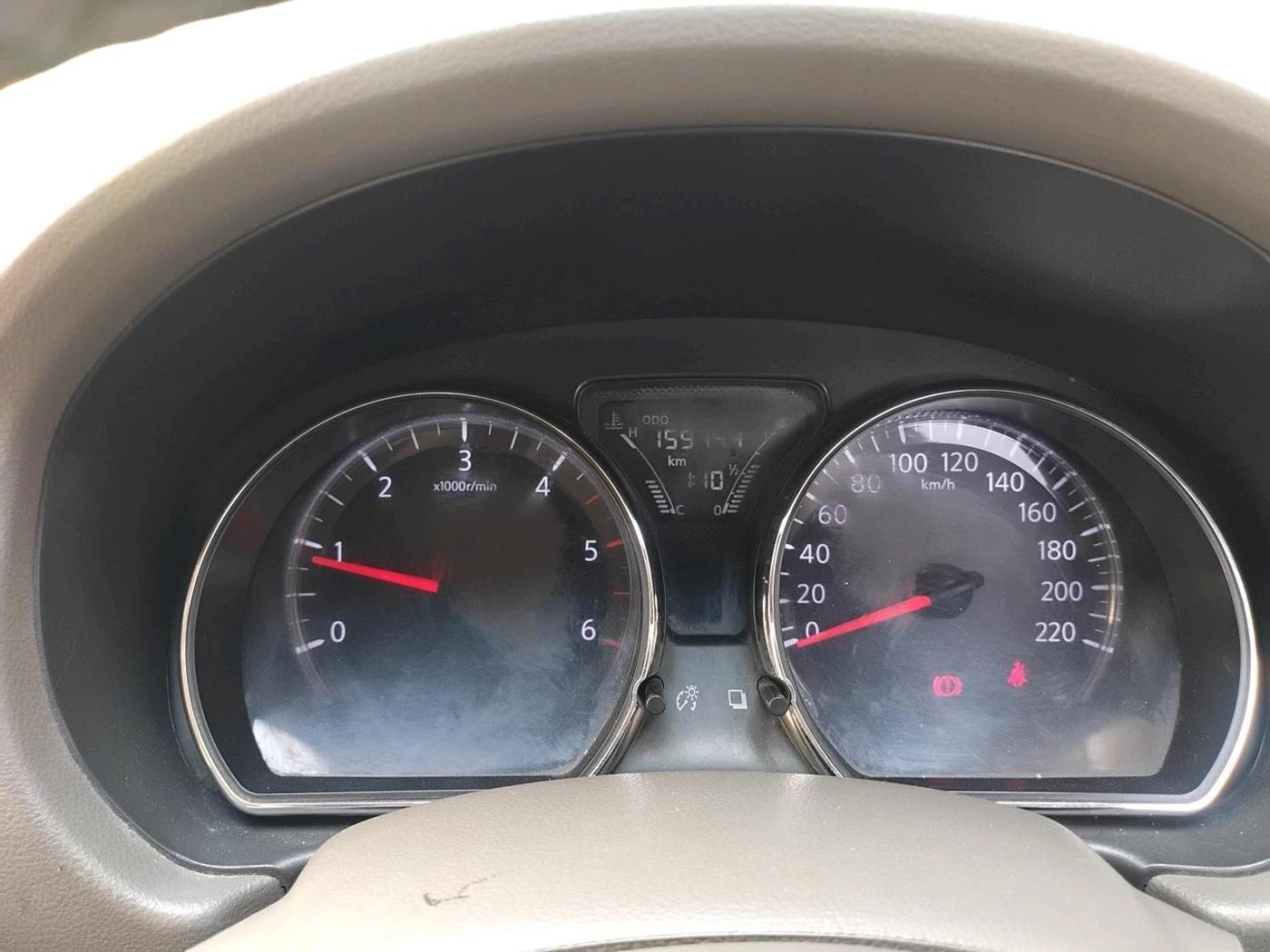 2015 Nissan Sunny XV DIESEL, Diesel, Manual, 1,59,744 km, interior