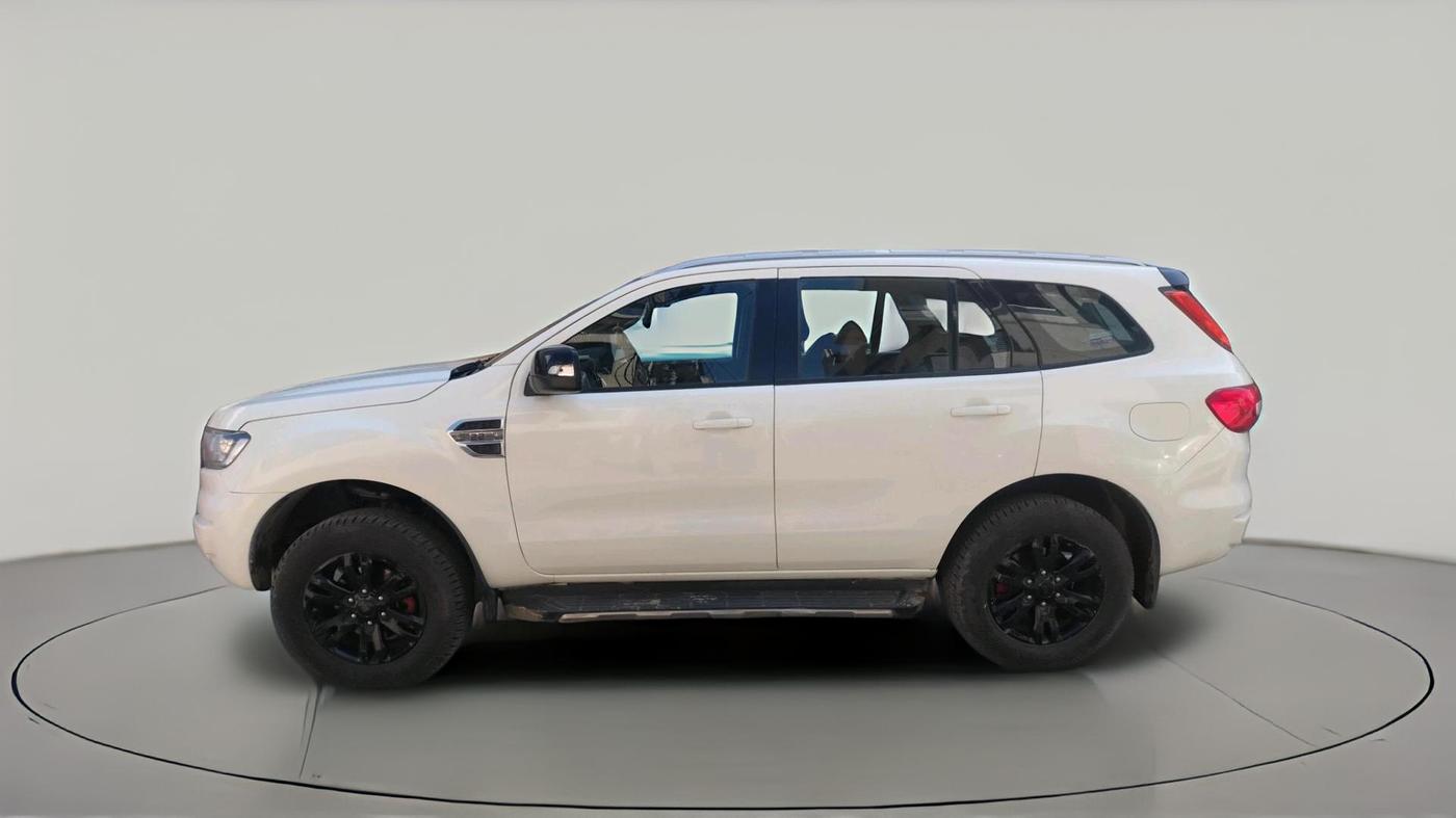 2016 Ford Endeavour TREND 2.2 4X2 AT, Diesel, Automatic, 1,28,500 km, exterior