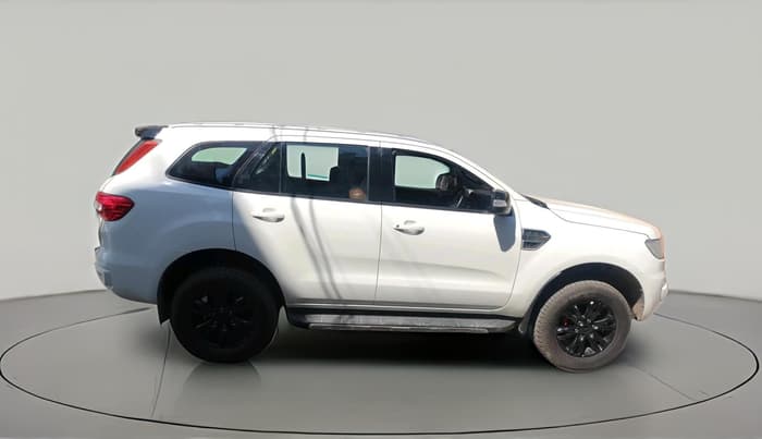 2016 Ford Endeavour TREND 2.2 4X2 AT, Diesel, Automatic, 1,28,500 km, exterior