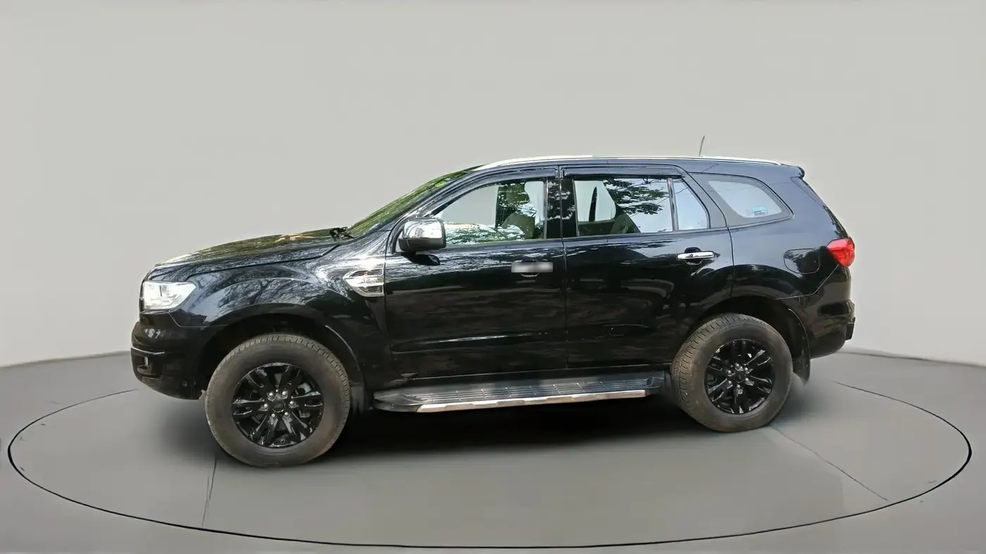 2017 Ford Endeavour TITANIUM 3.2 4X4 AT, Diesel, Automatic, 1,61,494 km, exterior