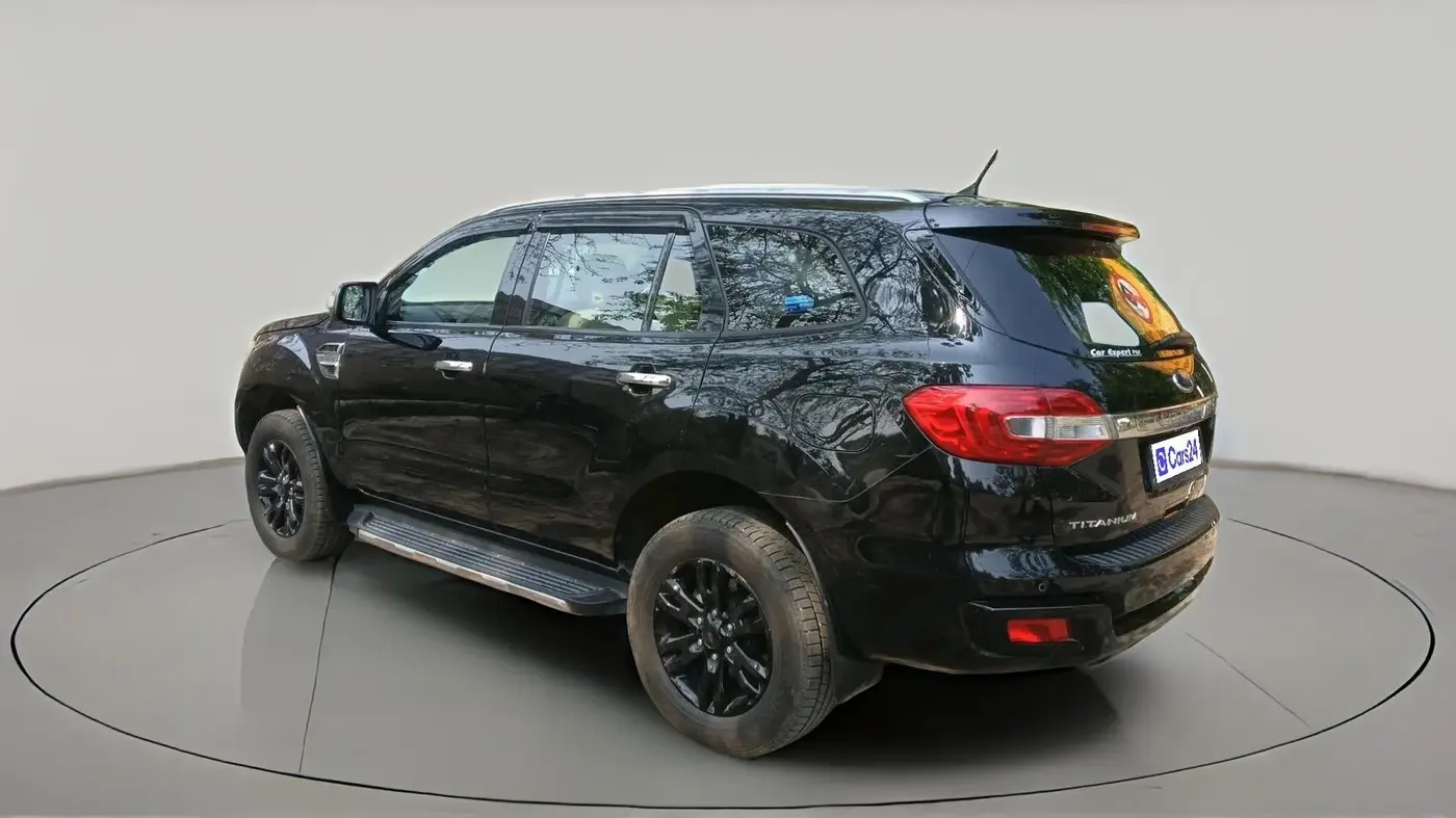 2017 Ford Endeavour TITANIUM 3.2 4X4 AT, Diesel, Automatic, 1,61,494 km, exterior