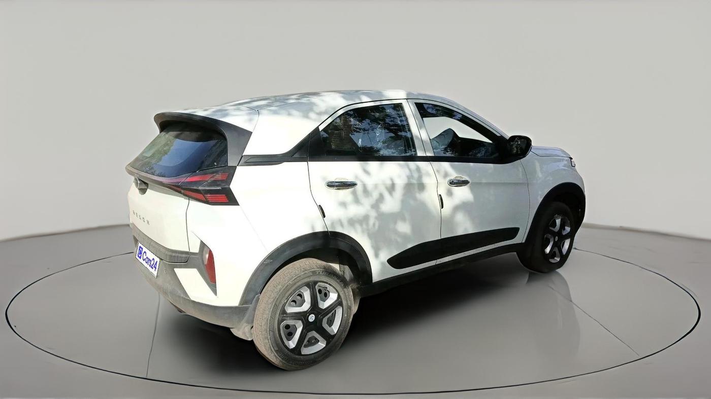 2024 Tata NEXON SMART+ 1.2 PETROL, Petrol, Manual, 30,486 km, exterior