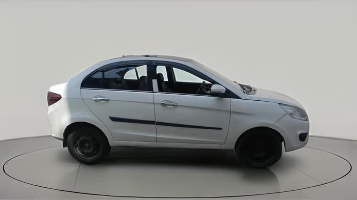 2016 Tata Zest XM PETROL, Petrol, Manual, 1,70,079 km, exterior