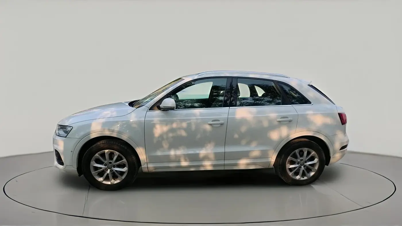 2015 Audi Q3 35 TDI Quattro, Diesel, Automatic, 1,29,329 km, exterior