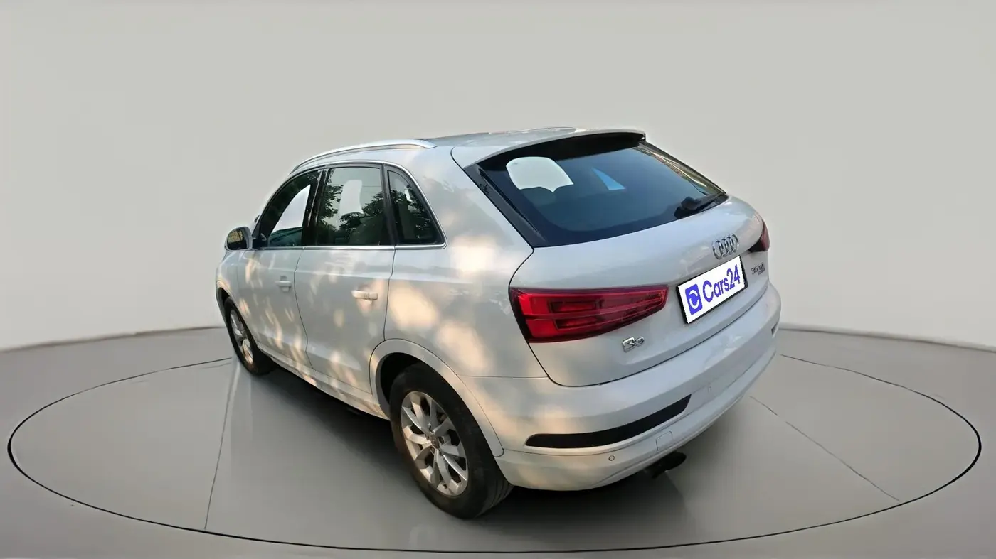 2015 Audi Q3 35 TDI Quattro, Diesel, Automatic, 1,29,329 km, exterior
