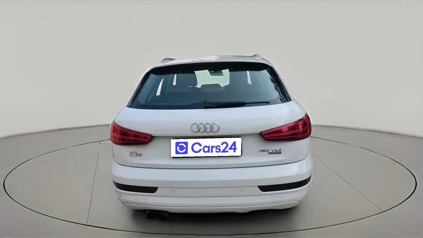 2015 Audi Q3 35 TDI Quattro, Diesel, Automatic, 1,29,329 km, exterior