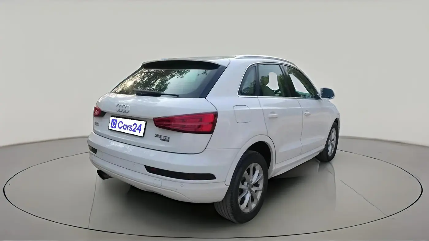 2015 Audi Q3 35 TDI Quattro, Diesel, Automatic, 1,29,329 km, exterior