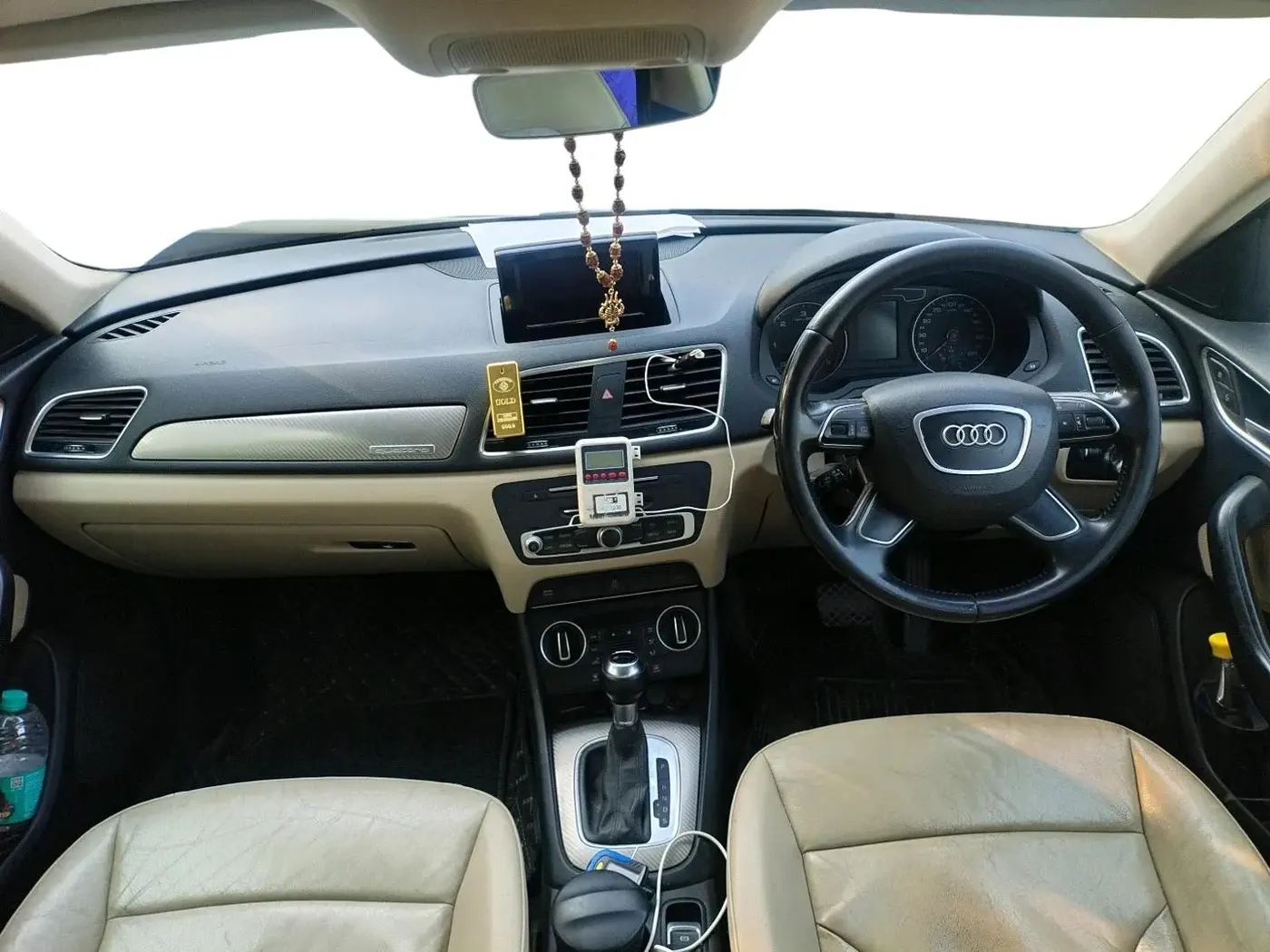 2015 Audi Q3 35 TDI Quattro, Diesel, Automatic, 1,29,329 km, interior