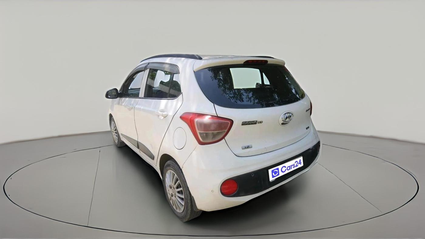 2017 Hyundai Grand i10 SPORTZ (O) 1.2 KAPPA VTVT, CNG, Manual, 98,159 km, exterior