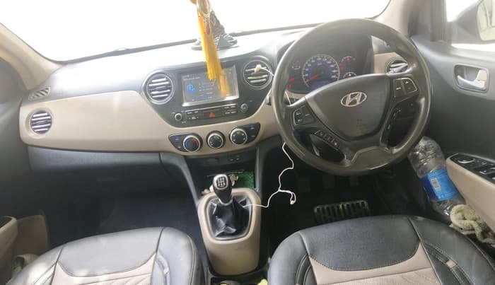 2017 Hyundai Grand i10 SPORTZ (O) 1.2 KAPPA VTVT, CNG, Manual, 98,159 km, interior