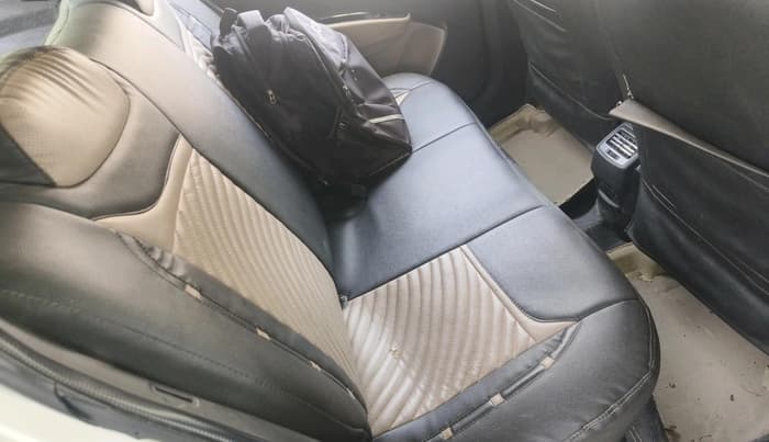2017 Hyundai Grand i10 SPORTZ (O) 1.2 KAPPA VTVT, CNG, Manual, 98,159 km, interior