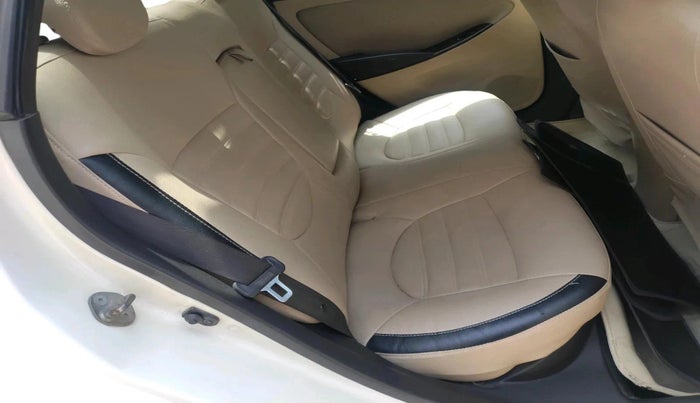 2014 Hyundai Verna FLUIDIC 1.6 CRDI SX, Diesel, Manual, 1,18,431 km, interior