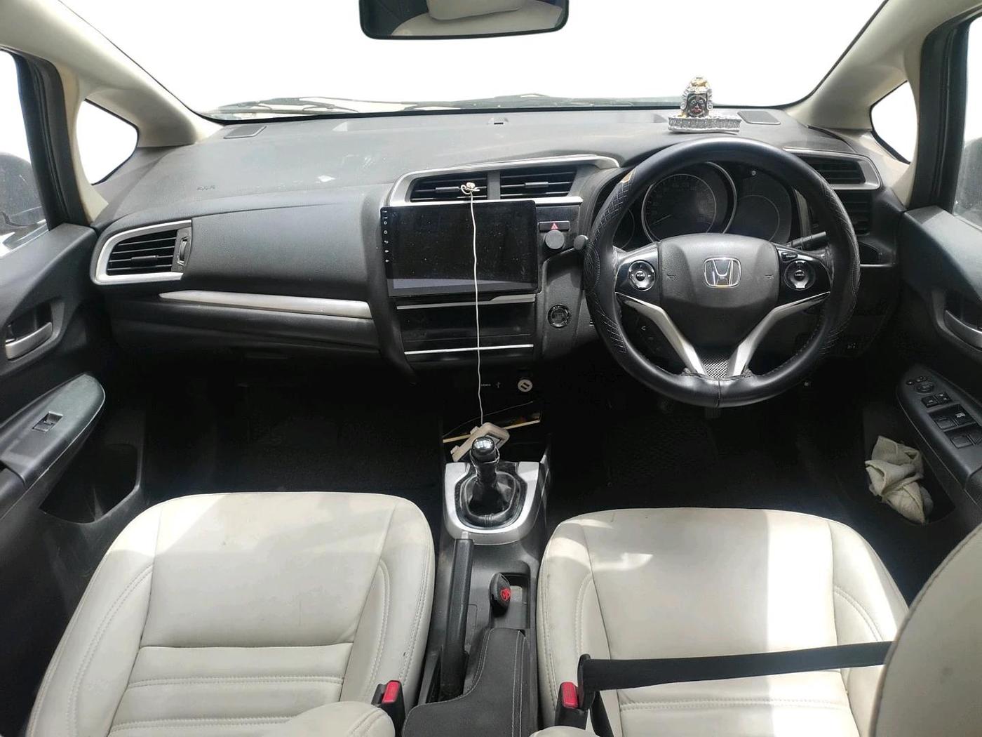 2017 Honda WR-V 1.5L I-DTEC VX MT, Diesel, Manual, 1,00,790 km, interior