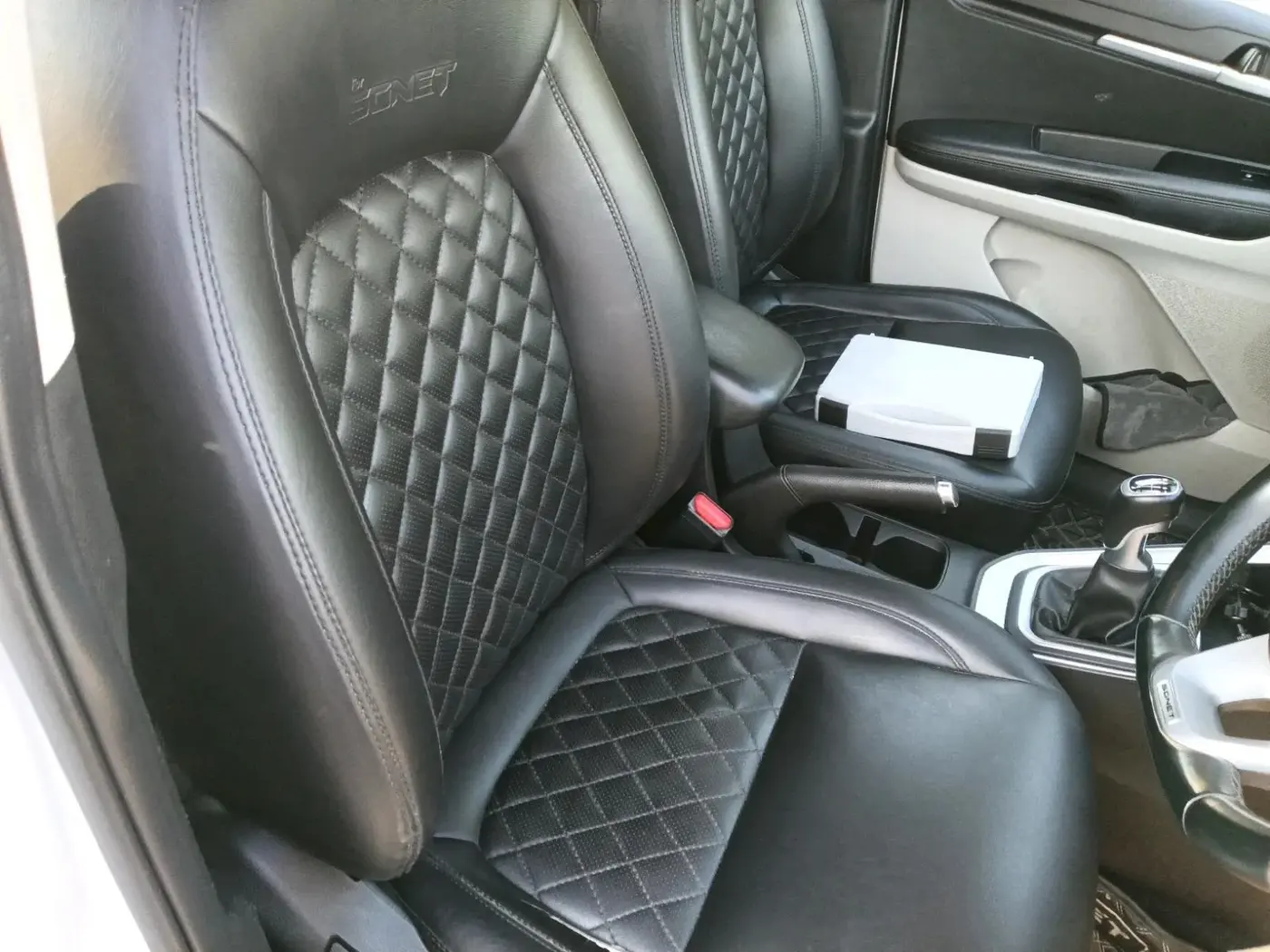2021 KIA SONET HTX 1.0 IMT, Petrol, Manual, 74,716 km, interior
