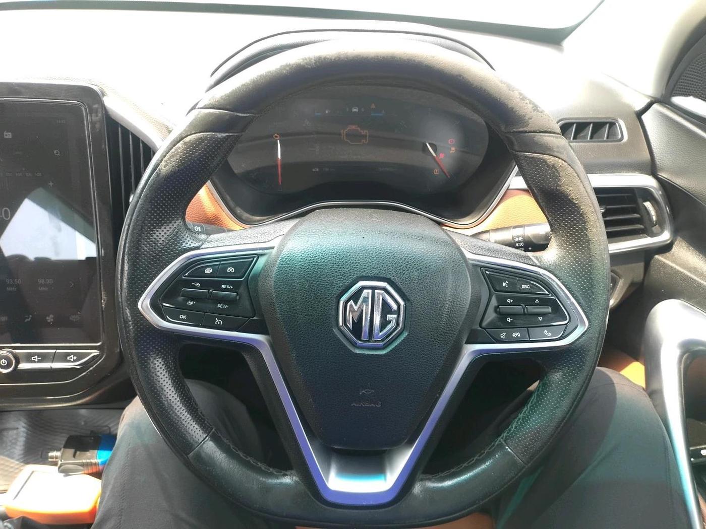 2022 MG HECTOR PLUS SHARP 2.0 DIESEL TURBO MT 6-STR, Diesel, Manual, 54,778 km, interior