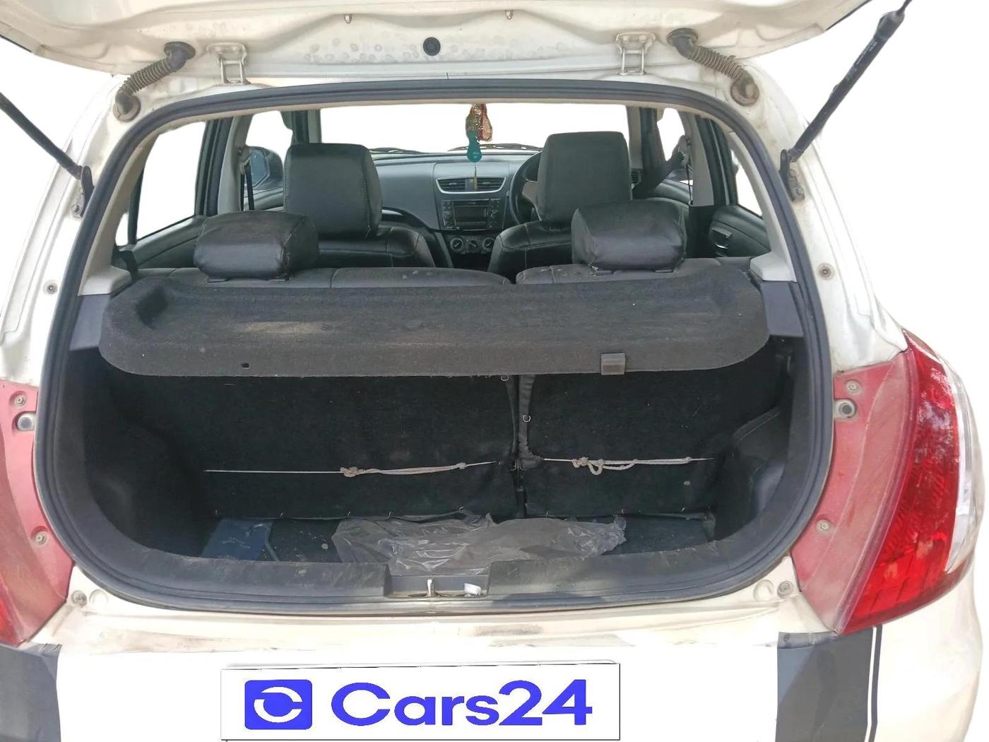 2017 Maruti Swift VDI, Diesel, Manual, 1,60,849 km, exterior