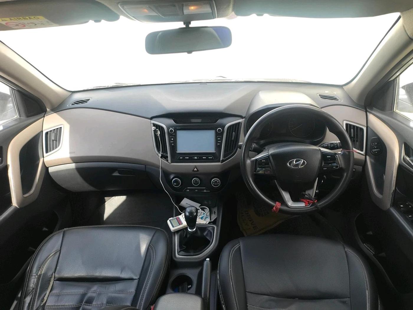 2016 Hyundai Creta S PLUS 1.4 DIESEL, Diesel, Manual, 1,76,629 km, interior