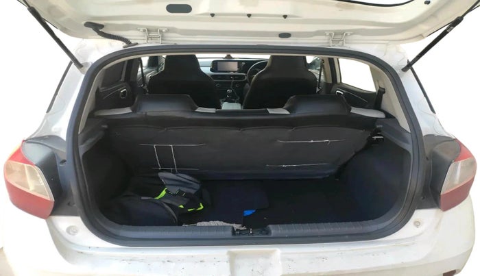 2022 Hyundai GRAND I10 NIOS SPORTZ 1.2 KAPPA VTVT, Petrol, Manual, 84,044 km, exterior