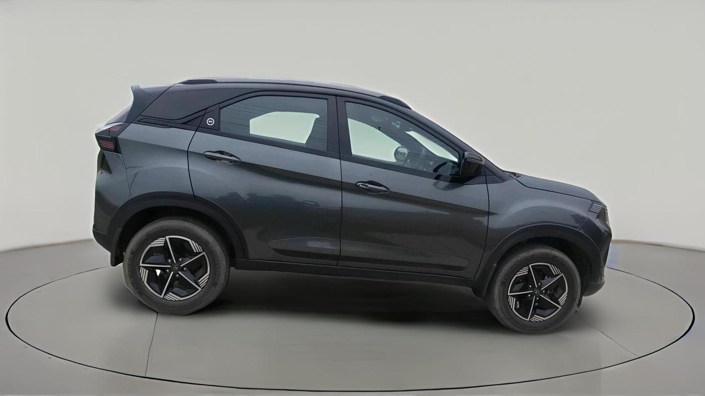 2023 Tata NEXON FEARLESS PLUS S 1.2 REVOTRON 6 MT DT, Petrol, Manual, 33,864 km, exterior