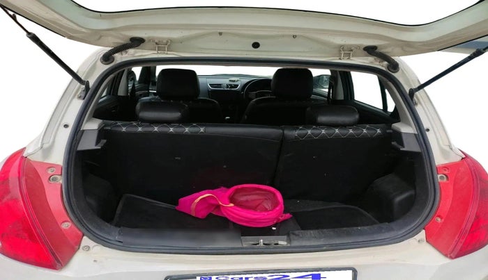 2015 Maruti Swift VDI, Diesel, Manual, 1,21,002 km, exterior