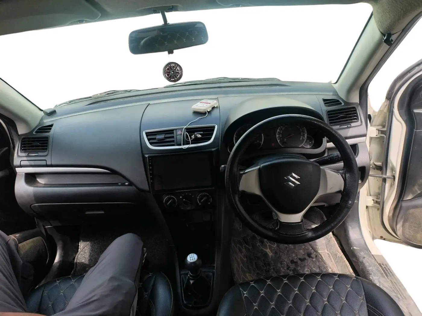 2015 Maruti Swift VDI, Diesel, Manual, 1,21,002 km, interior