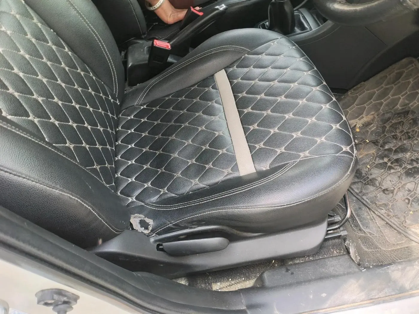 2015 Maruti Swift VDI, Diesel, Manual, 1,21,002 km, interior