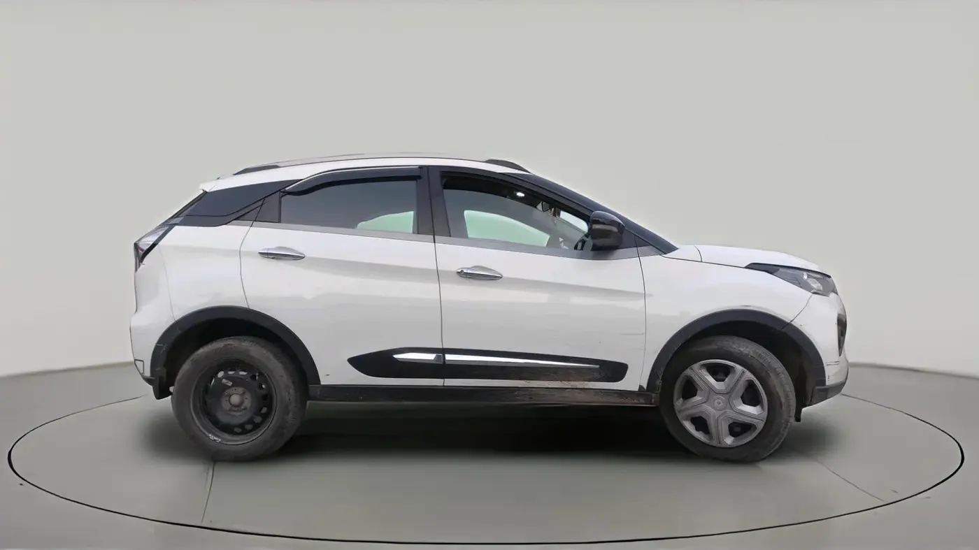 2021 Tata NEXON XZ DIESEL, Diesel, Manual, 1,90,629 km, exterior
