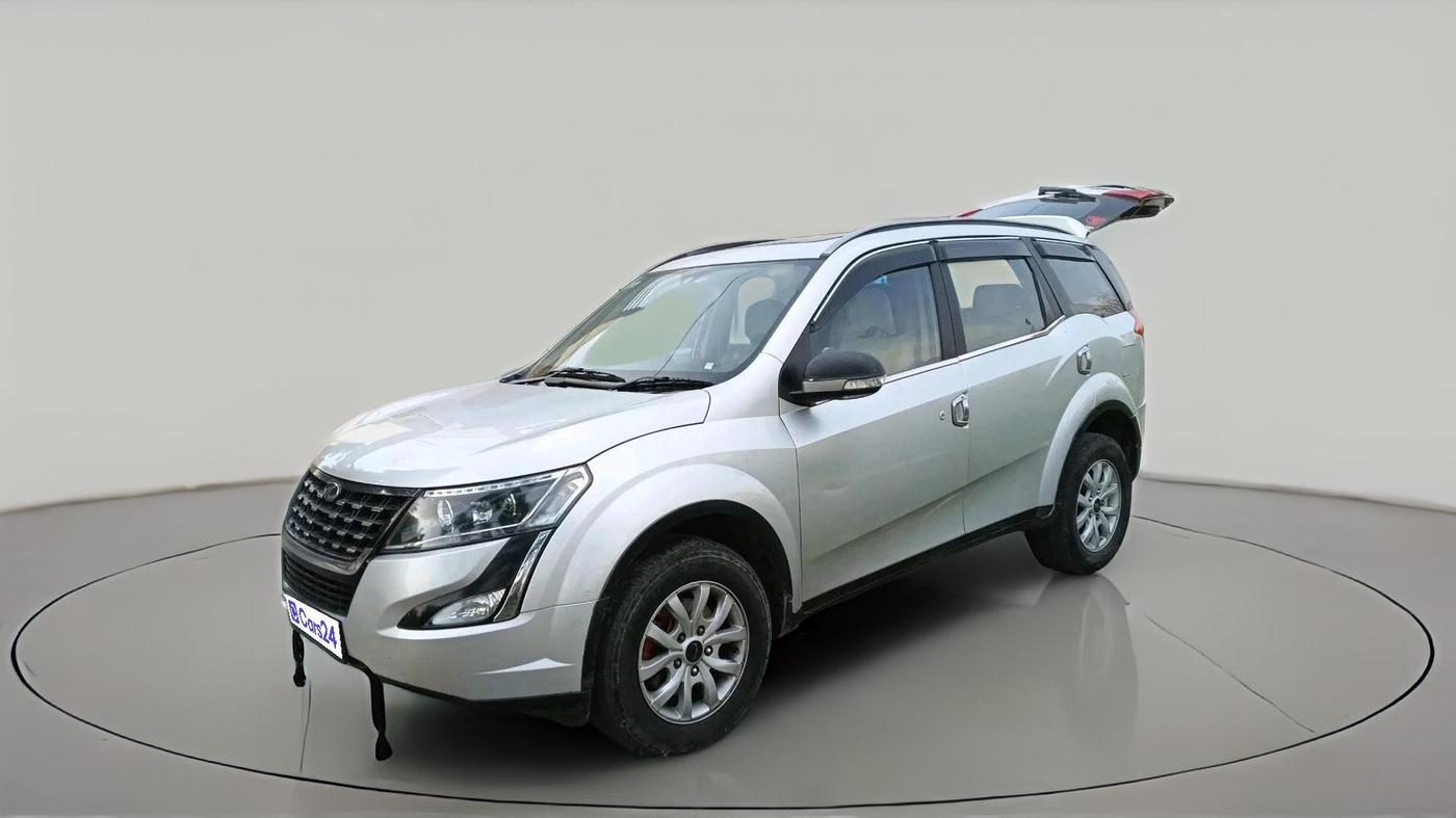 2019 Mahindra XUV500 W9, Diesel, Manual, 1,03,000 km, exterior