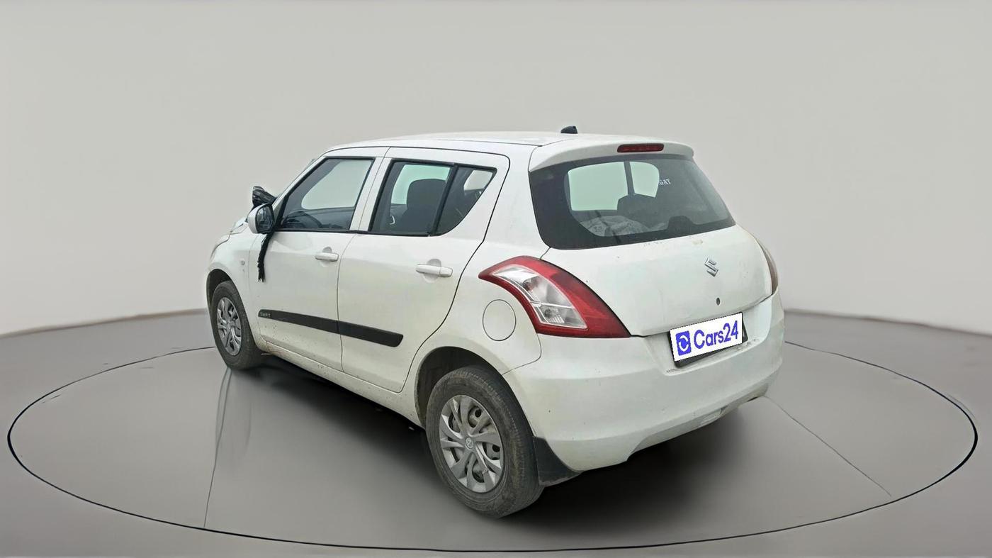 2015 Maruti Swift LXI, CNG, Manual, 1,13,521 km, exterior
