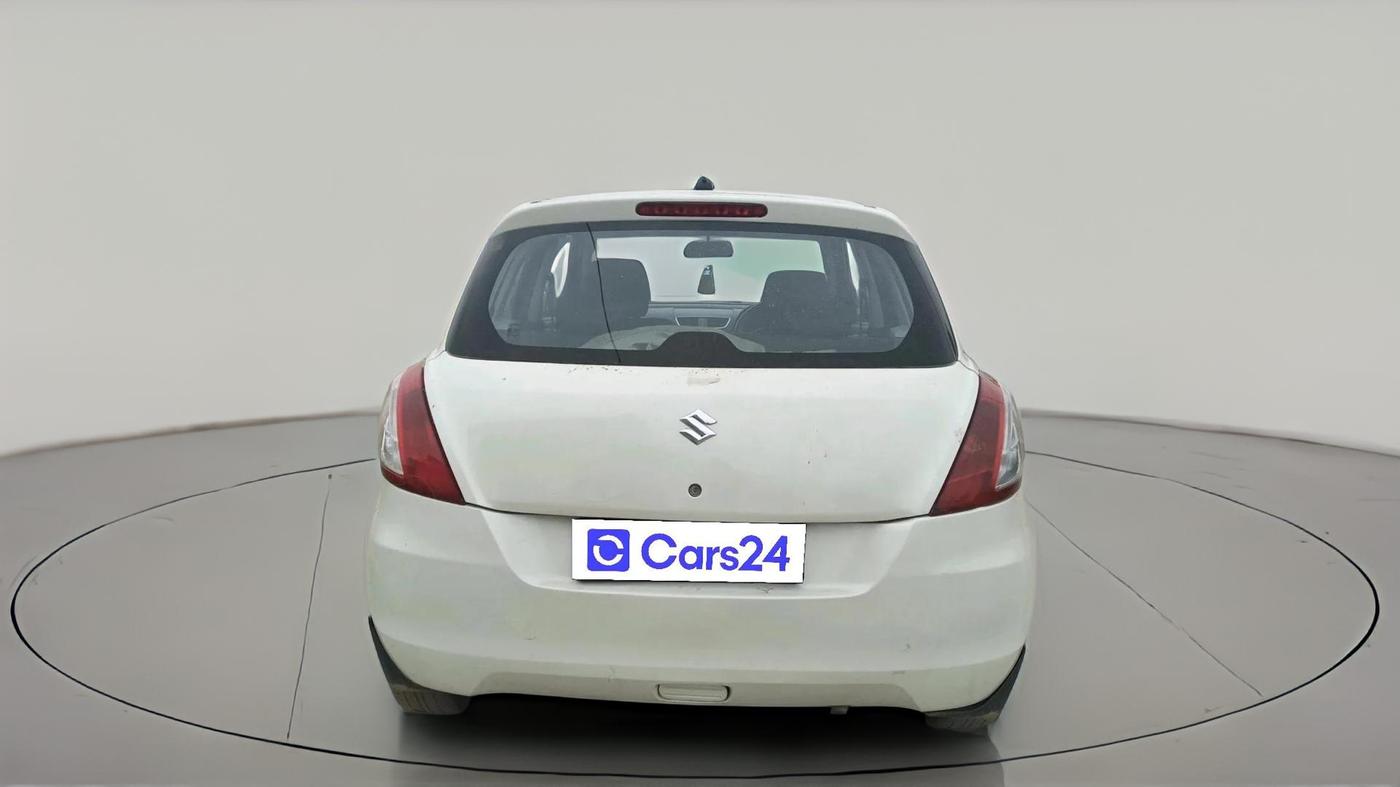 2015 Maruti Swift LXI, CNG, Manual, 1,13,521 km, exterior