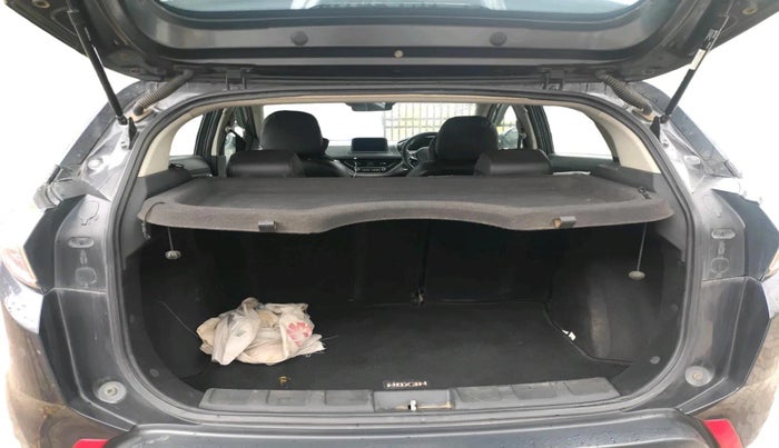 2018 Tata NEXON XZ PLUS DIESEL, Diesel, Manual, 1,50,000 km, exterior