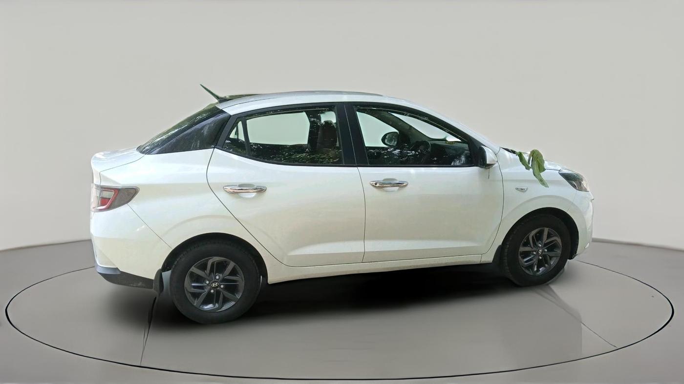 2022 Hyundai AURA S 1.2 CNG, CNG, Manual, 1,08,186 km, exterior
