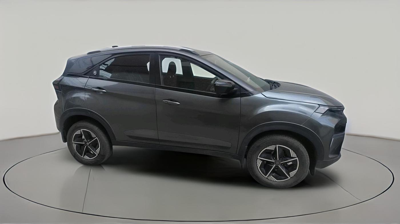 2023 Tata NEXON FEARLESS SUNROOF DCA 1.2 P DUAL TONE, CNG, Automatic, 39,983 km, exterior