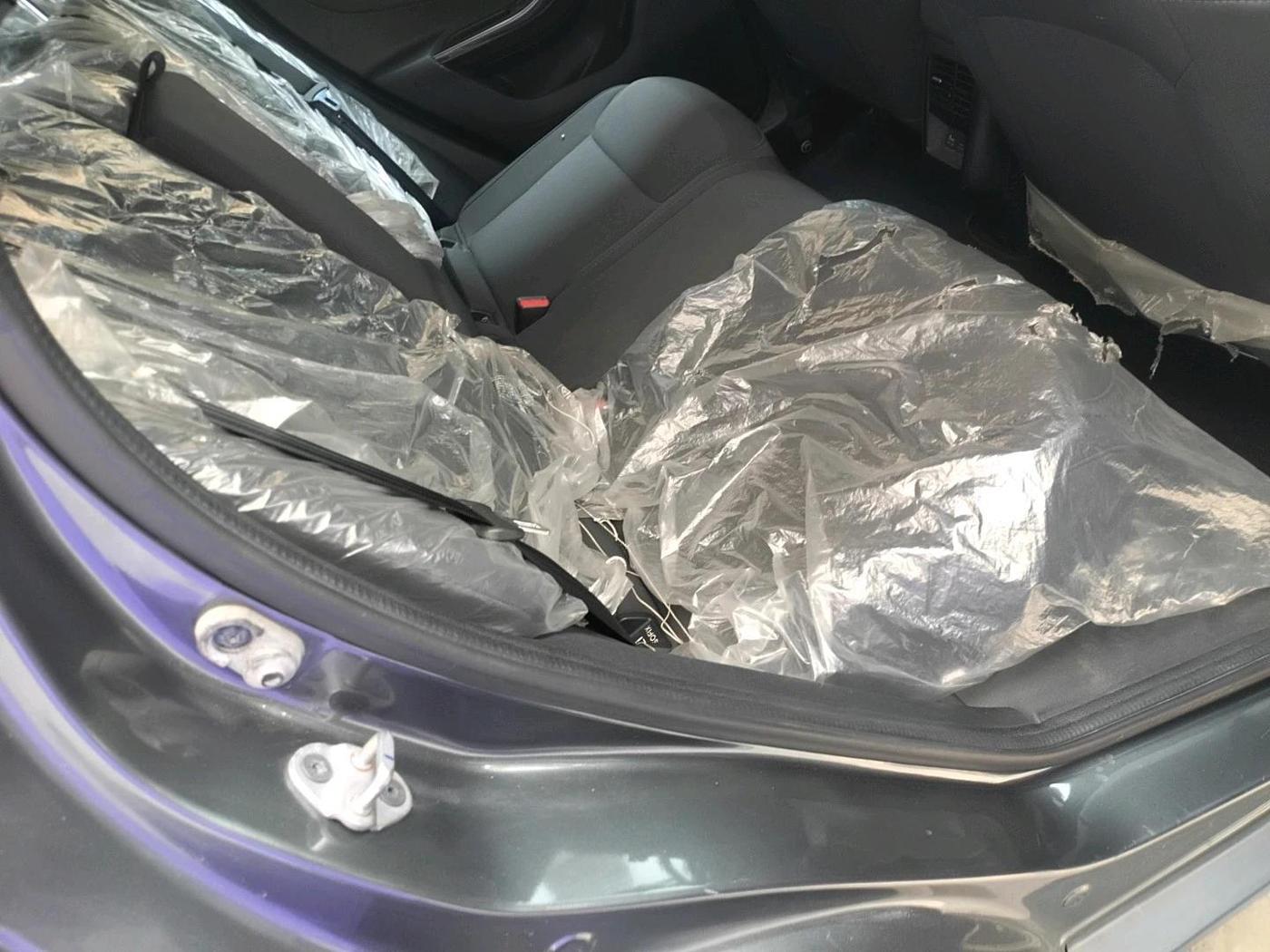 2023 Tata NEXON FEARLESS SUNROOF DCA 1.2 P DUAL TONE, CNG, Automatic, 39,983 km, interior