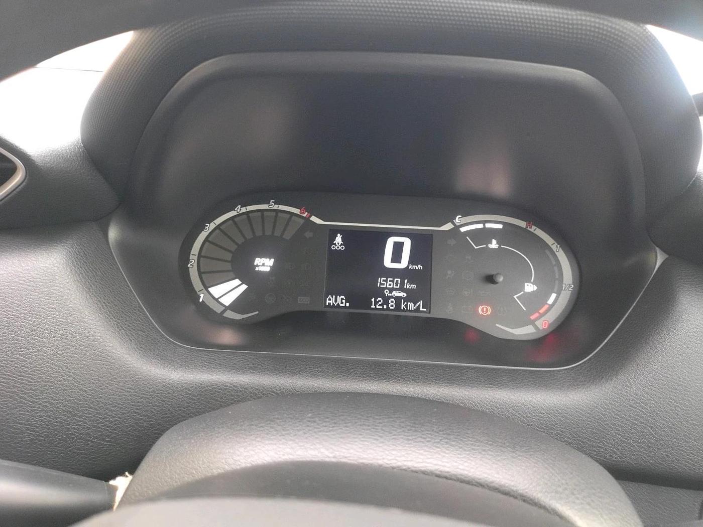 2026 Nissan MAGNITE Visia B4D 1.0 Petrol MT, Petrol, Manual, 15,601 km, interior
