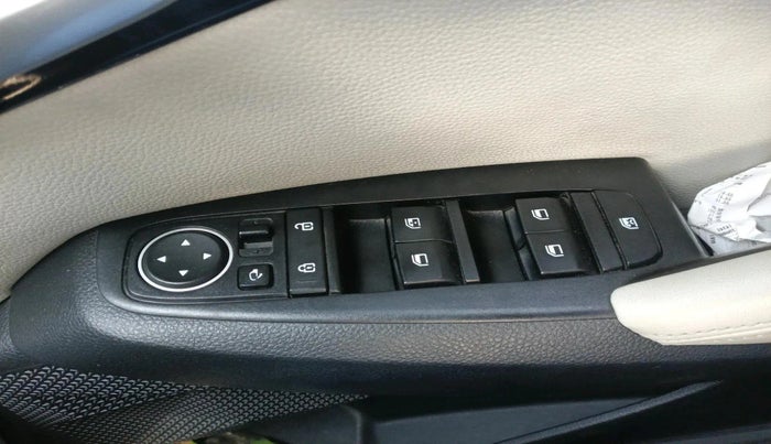 2019 KIA SELTOS HTX 1.5 PETROL, Petrol, Manual, 77,054 km, interior