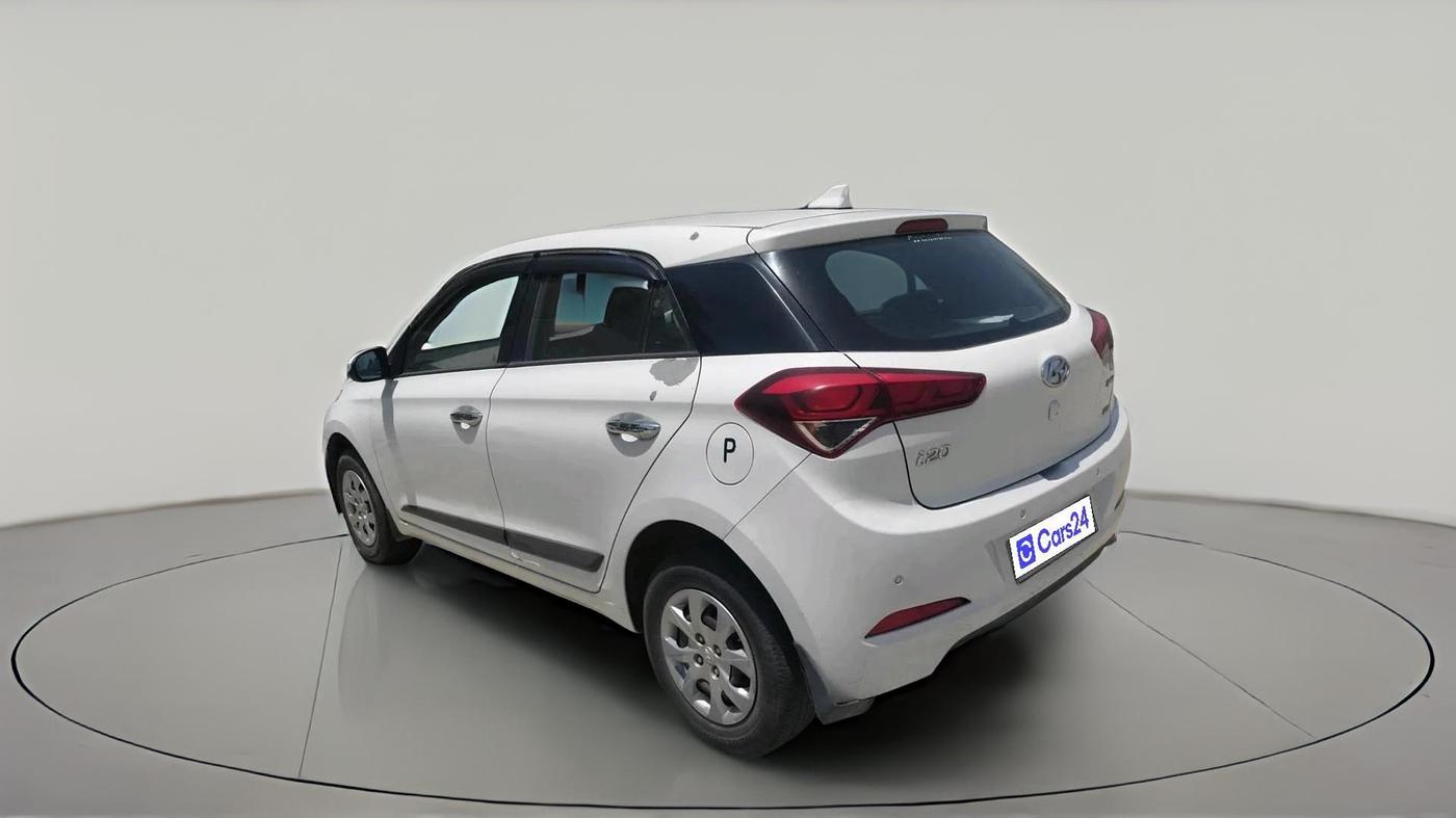 2016 Hyundai Elite i20 SPORTZ 1.2, Petrol, Manual, 1,07,574 km, exterior