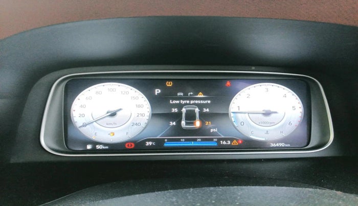 2022 Hyundai ALCAZAR 1.5 SIGNATURE (O) AT 6STR, Diesel, Automatic, 36,490 km, interior