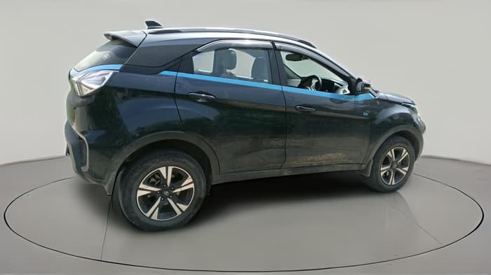 2022 Tata NEXON EV XZ PLUS LUX, Electric, Automatic, 87,009 km, exterior