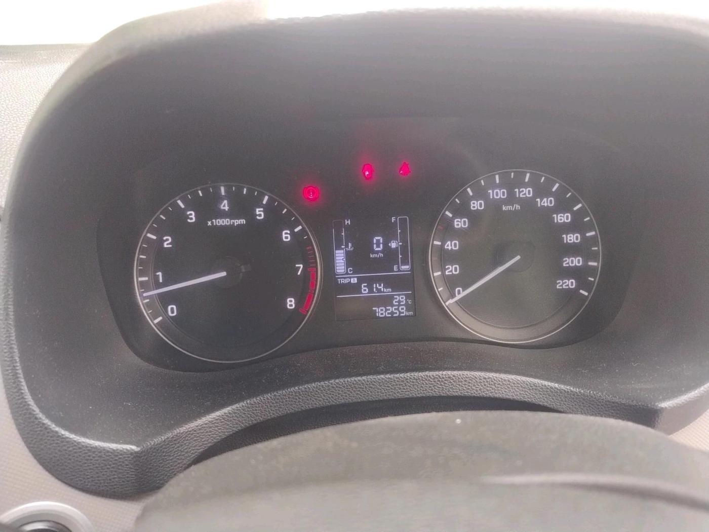2016 Hyundai Creta SX PLUS 1.6 PETROL, Petrol, Manual, 90,000 km, interior