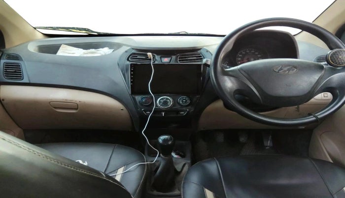 2015 Hyundai Eon ERA +, Petrol, Manual, 1,27,295 km, interior