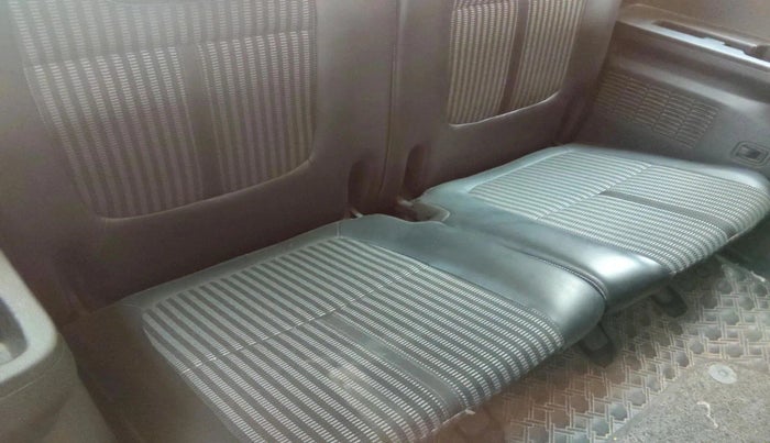 2022 KIA CARENS PRESTIGE PLUS 1.4 PETROL 7 STR, Petrol, Manual, 36,683 km, interior