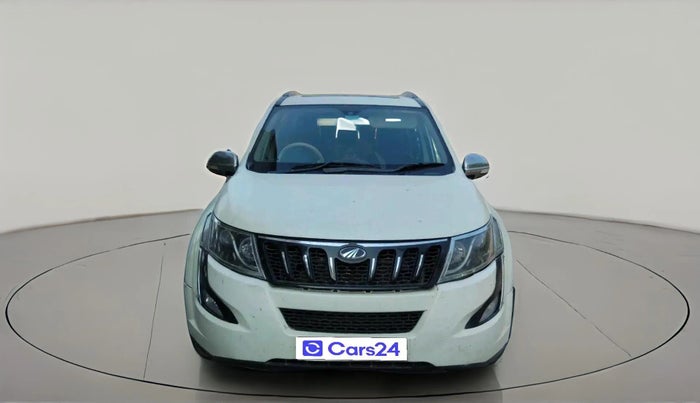 2018 Mahindra XUV500 W10, Diesel, Manual, 1,02,044 km, exterior