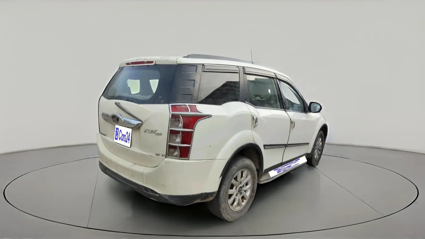 2018 Mahindra XUV500 W10, Diesel, Manual, 1,02,044 km, exterior