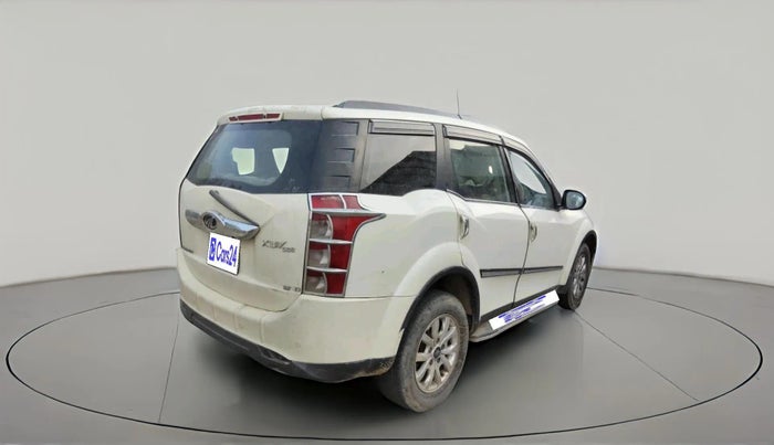 2018 Mahindra XUV500 W10, Diesel, Manual, 1,02,044 km, exterior