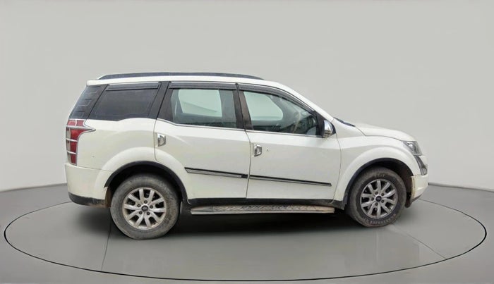 2018 Mahindra XUV500 W10, Diesel, Manual, 1,02,044 km, exterior