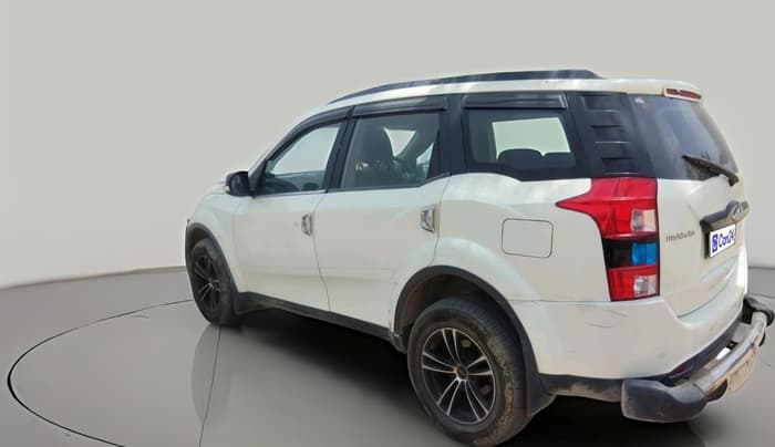 2015 Mahindra XUV500 W6, Diesel, Manual, 1,47,832 km, exterior