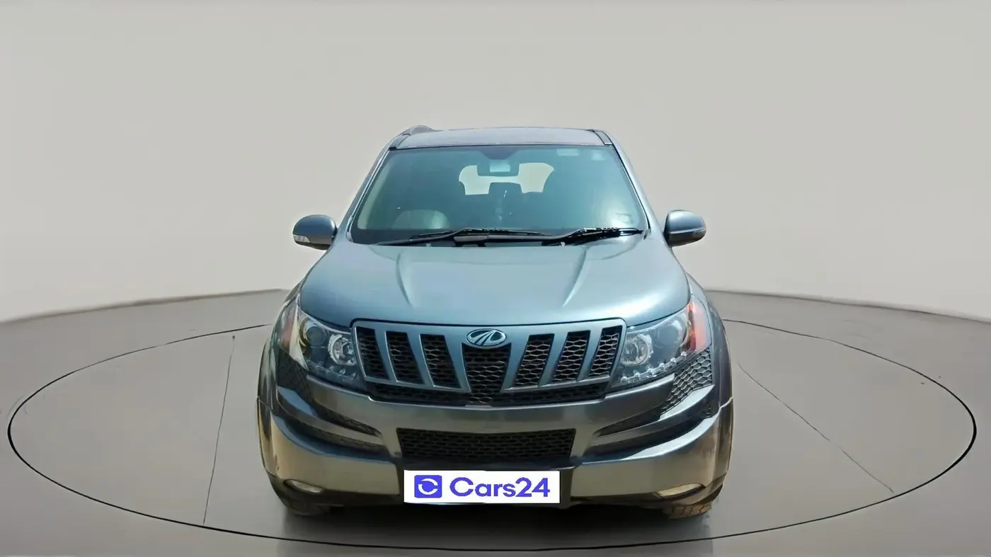 2013 Mahindra XUV500 W6, Diesel, Manual, 2,74,674 km, exterior