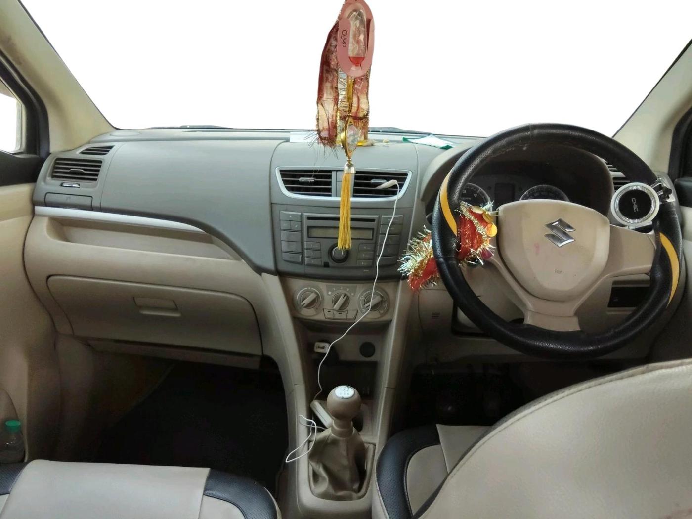 2015 Maruti Ertiga VDI, Diesel, Manual, 1,07,545 km, interior
